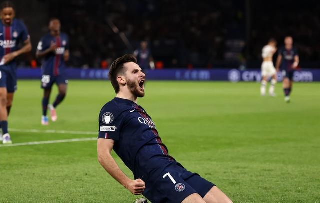 tenan, 大巴黎全队 tenan, 大巴黎全队