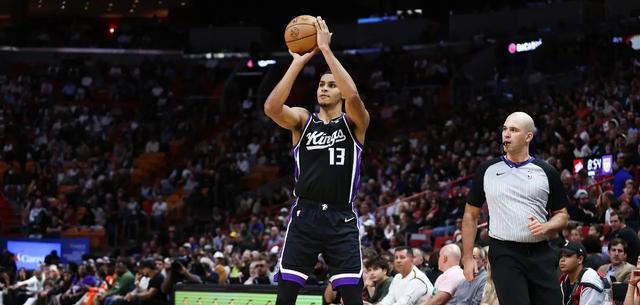 手拇指受伤, entit, 基根 手拇指受伤, entit, 基根