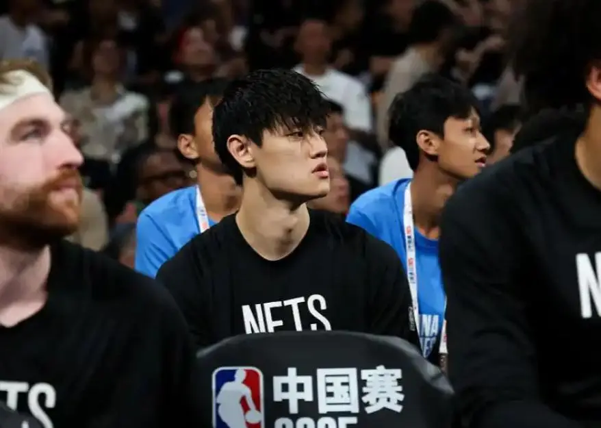 前锋曾凡博, img, img 前锋曾凡博, img, img